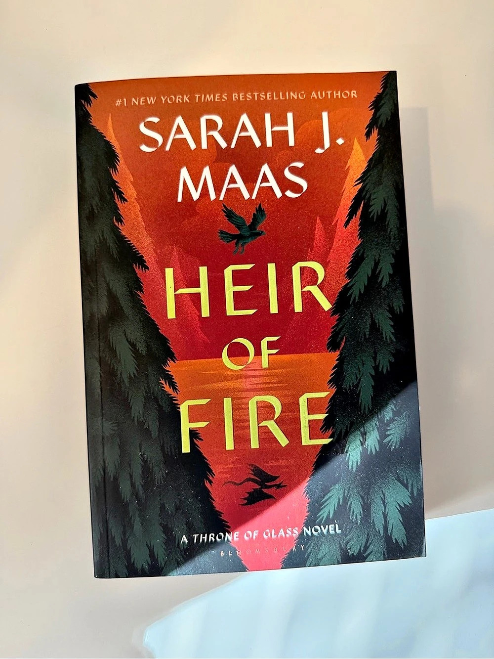 Bloomsbury Heir of Fire Paperback Novel